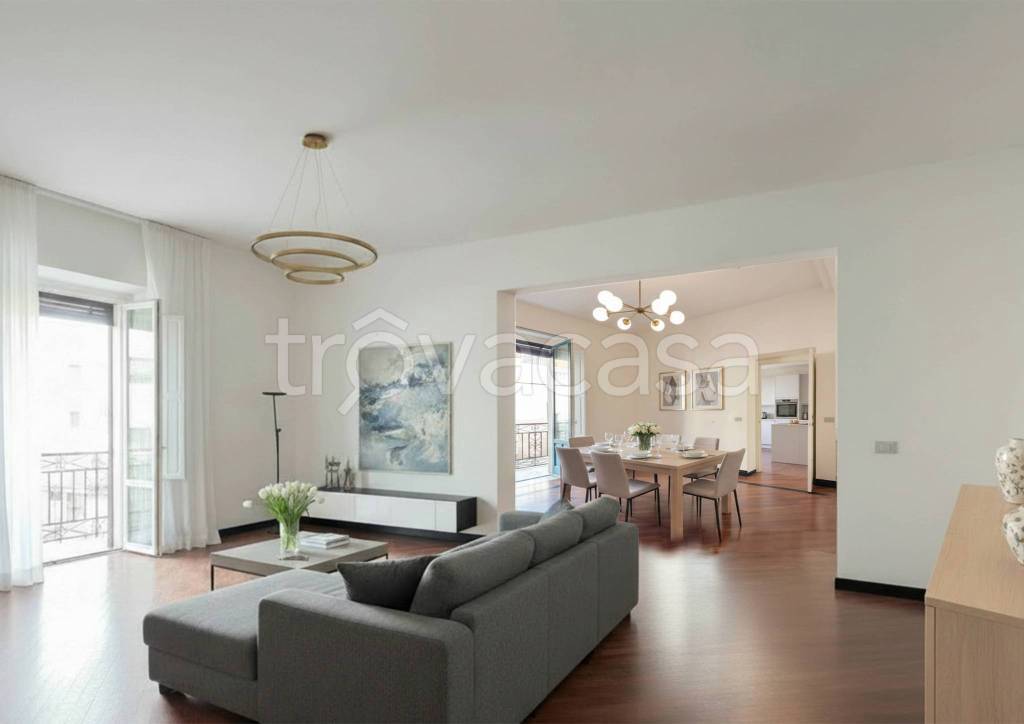 appartamento in vendita a Salerno in zona Centro Città