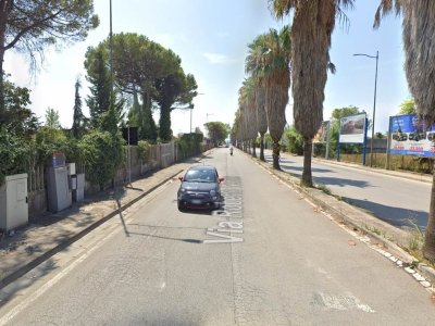 locale commerciale in vendita a Salerno in zona Zona Industriale