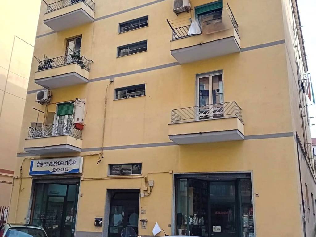 appartamento in vendita a Salerno in zona Irno