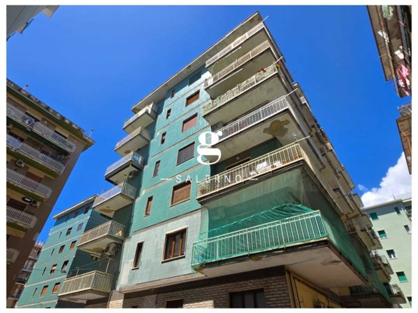 appartamento in vendita a Salerno in zona Pastena