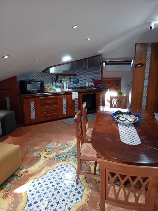 casa semindipendente in vendita a Salerno