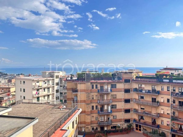 appartamento in vendita a Salerno in zona Centro Città