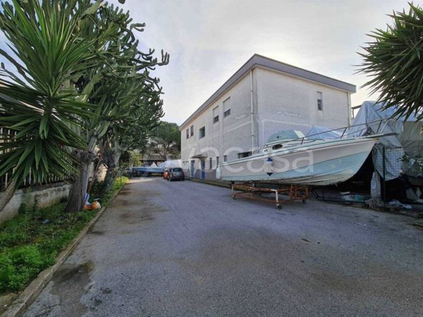 appartamento in vendita a Salerno in zona Gelsi Rossi