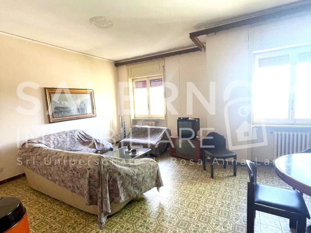 appartamento in vendita a Salerno in zona Pastena