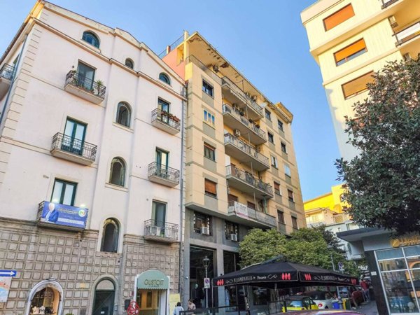 appartamento in vendita a Salerno in zona Centro Città
