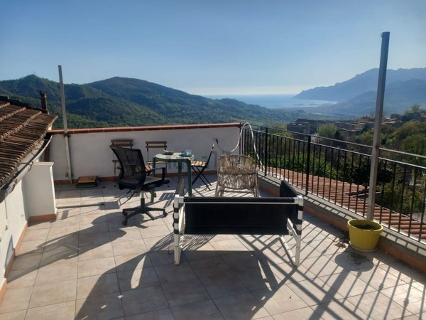 appartamento in vendita a Salerno in zona Ogliara