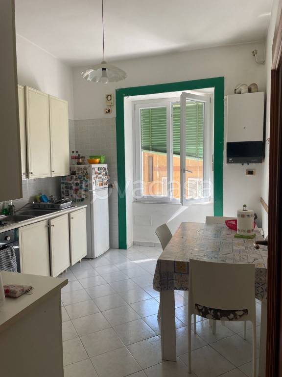 appartamento in vendita a Salerno in zona Centro Città