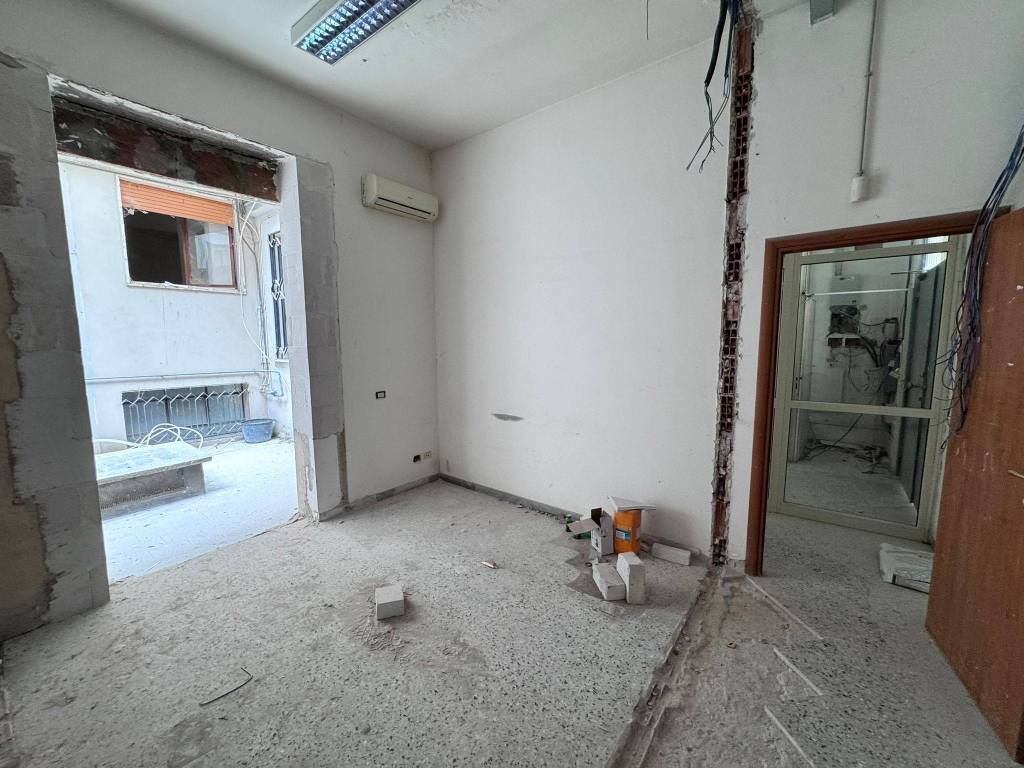 appartamento in vendita a Salerno in zona Pastena