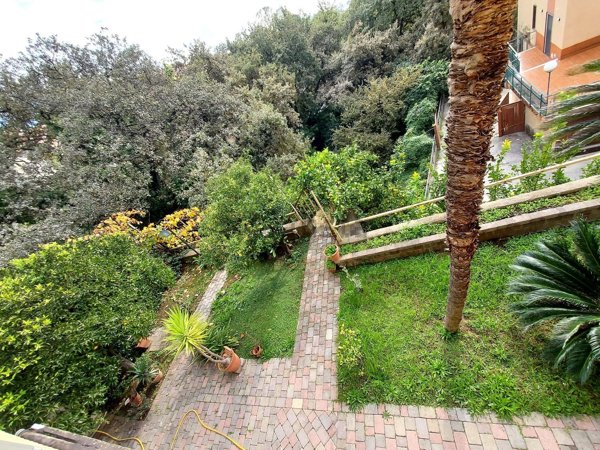 casa indipendente in vendita a Salerno in zona Sala Abbagnano