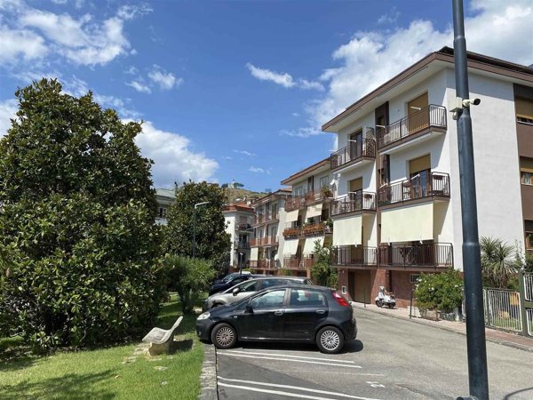 appartamento in vendita a Salerno in zona Torrione