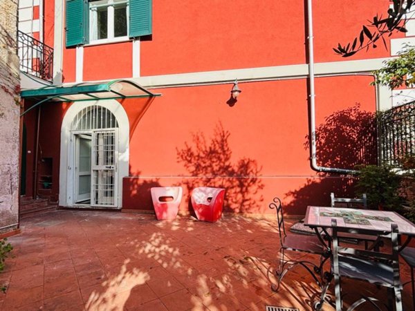 appartamento in vendita a Salerno in zona Centro Città