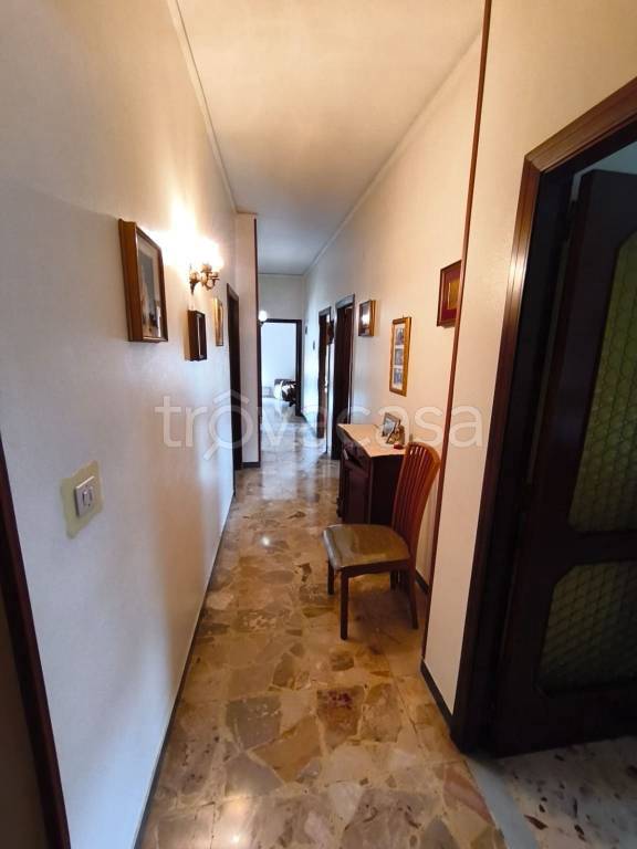 appartamento in vendita a Salerno in zona Pastena