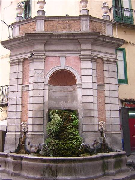 appartamento in vendita a Salerno in zona Centro Città