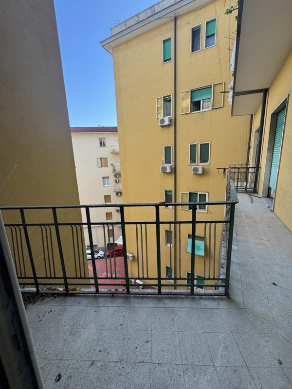 appartamento in vendita a Salerno in zona Centro Città