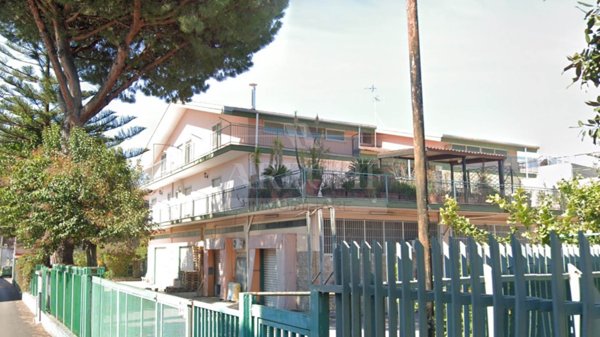 capannone in vendita a Salerno in zona Zona Industriale