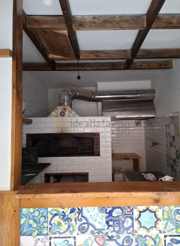 negozio in vendita a Salerno