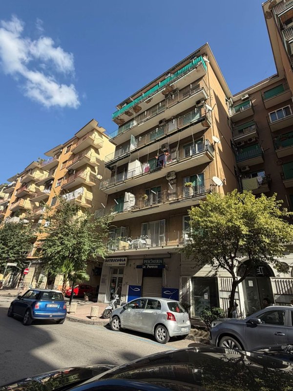 appartamento in vendita a Salerno in zona Centro Città