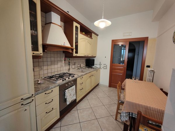 appartamento in vendita a Salerno in zona Mercatello