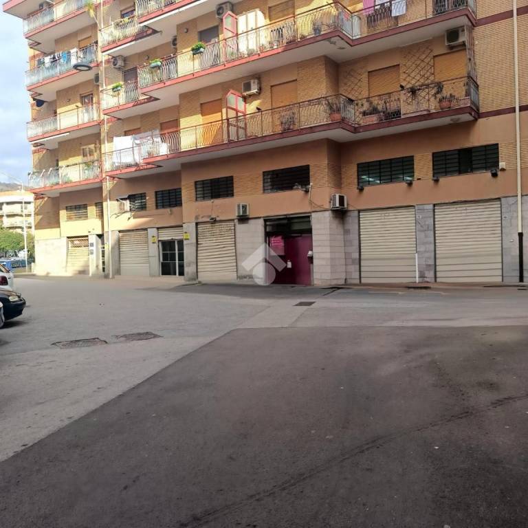 appartamento in vendita a Salerno in zona Mercatello