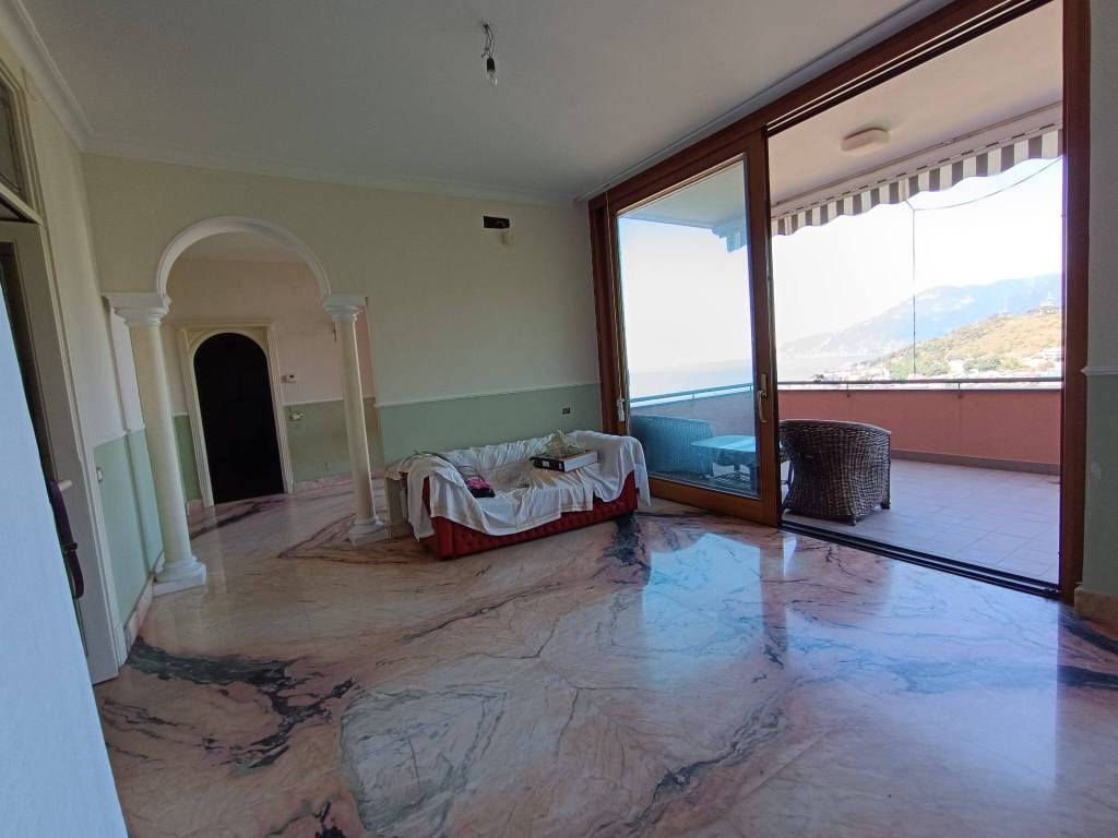 appartamento in vendita a Salerno in zona Torrione