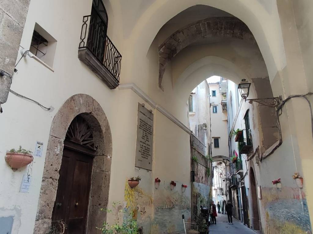 appartamento in vendita a Salerno in zona Centro Città