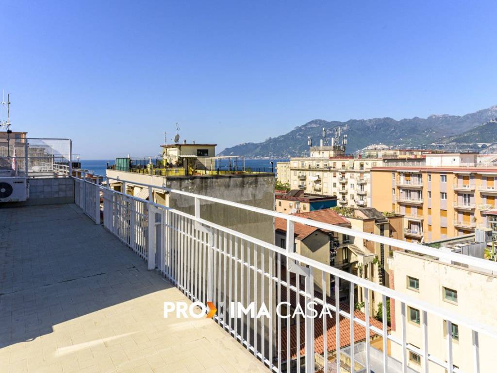 appartamento in vendita a Salerno in zona Torrione