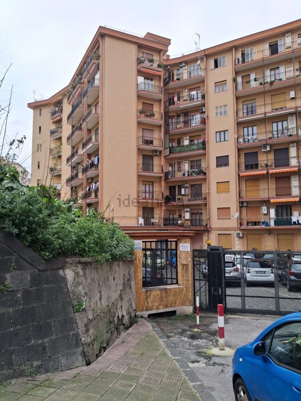 appartamento in vendita a Salerno in zona Irno