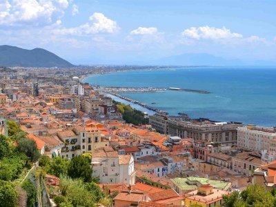 appartamento in vendita a Salerno in zona Centro Città