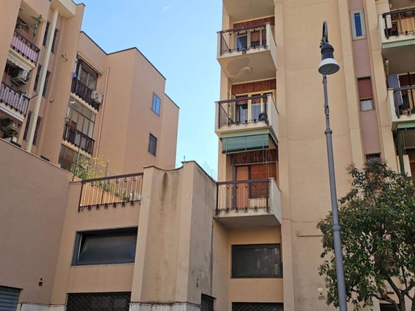 appartamento in vendita a Salerno in zona Pastena