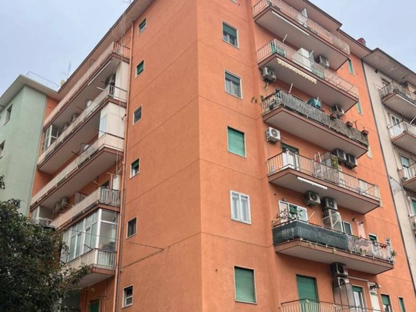 appartamento in vendita a Salerno in zona Pastena