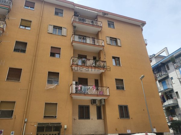 appartamento in vendita a Salerno in zona Pastena