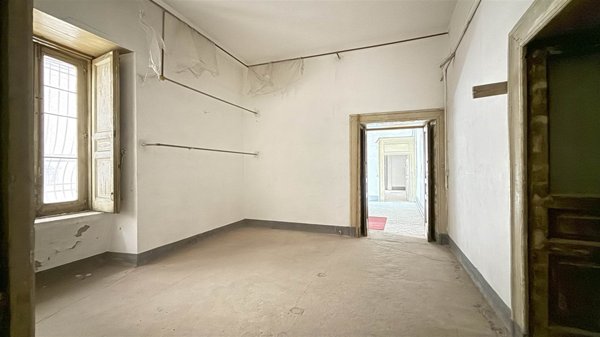 casa semindipendente in vendita a Salerno in zona Centro Città