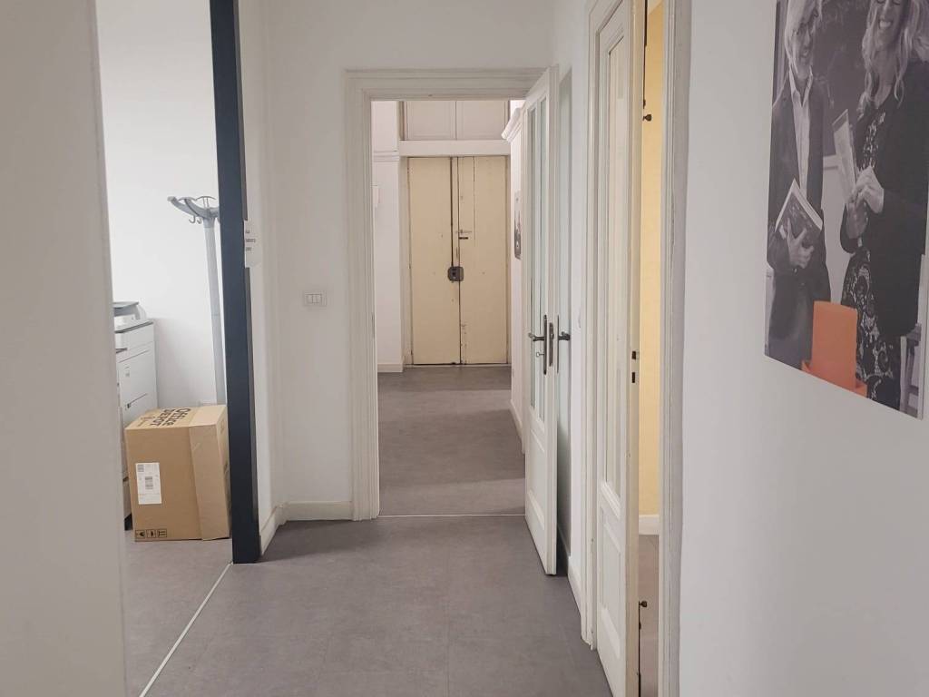 appartamento in vendita a Salerno in zona Centro Città