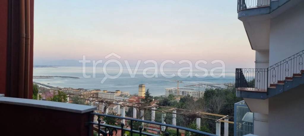 appartamento in vendita a Salerno in zona Centro Città