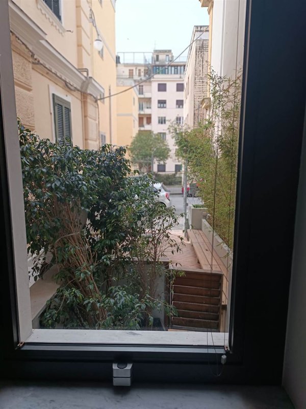 appartamento in vendita a Salerno in zona Porto