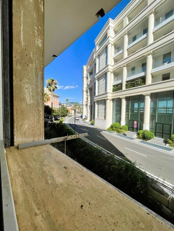 appartamento in vendita a Salerno in zona Porto