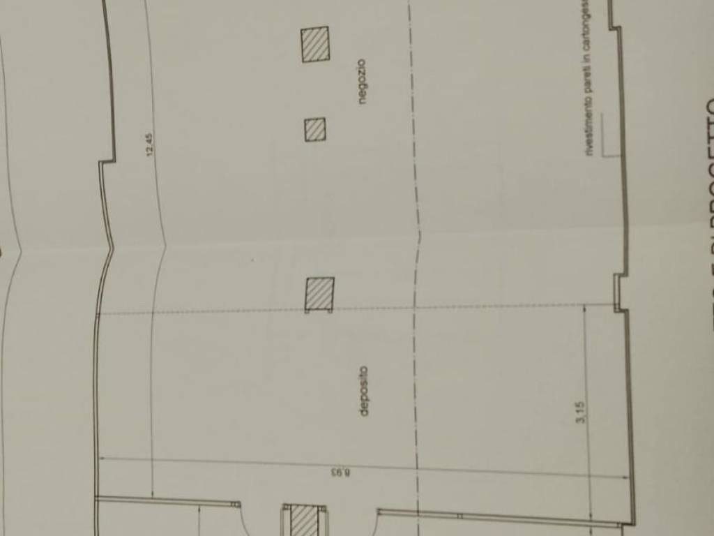 negozio in vendita a Salerno in zona Torrione