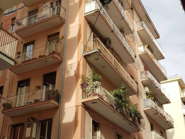 appartamento in vendita a Salerno in zona Torrione