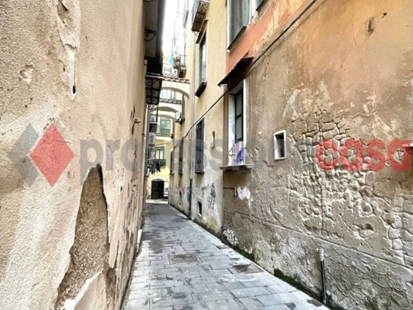 appartamento in vendita a Salerno in zona Centro Città