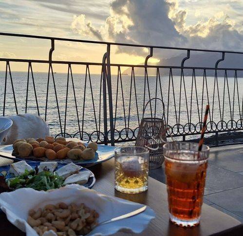 appartamento in vendita a Salerno in zona Pastena