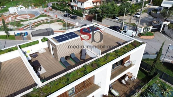 casa indipendente in vendita a Salerno in zona Sala Abbagnano