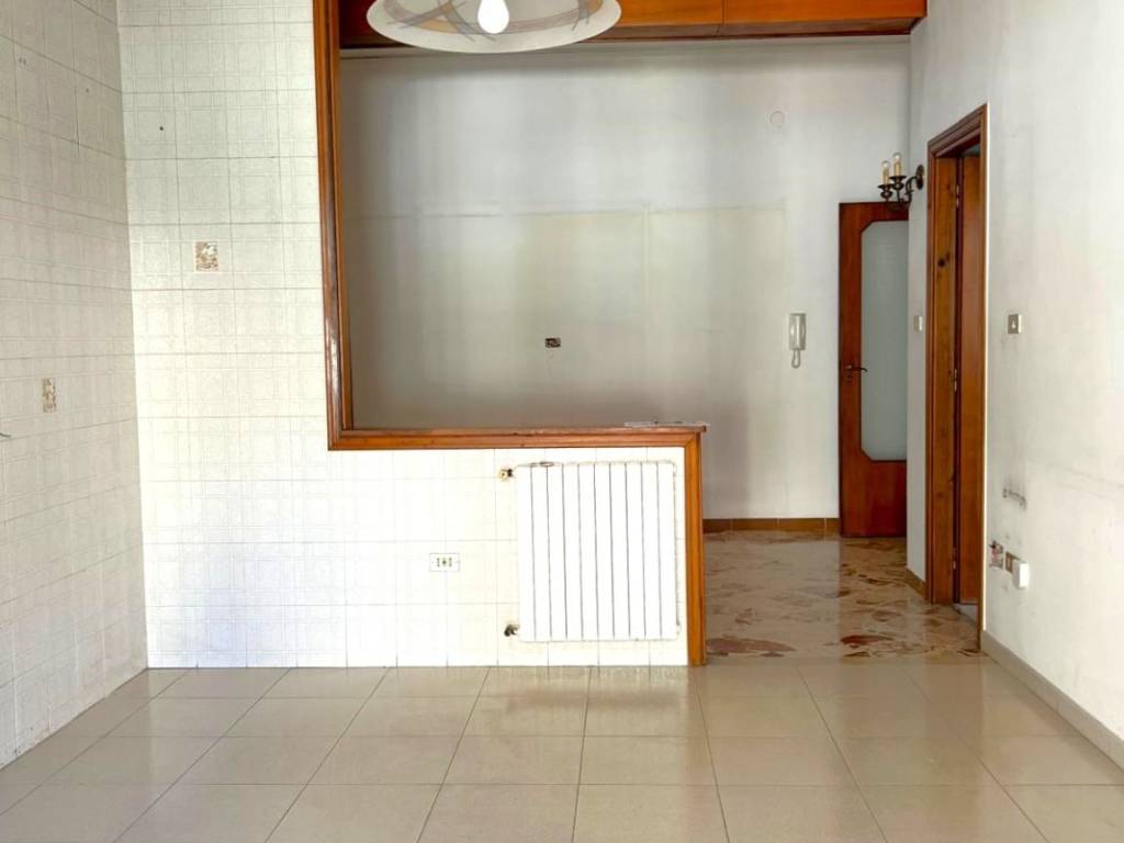 appartamento in vendita a Salerno in zona Pastena