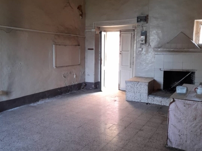 appartamento in vendita a Salerno in zona Fontana di Genca / Pastorano