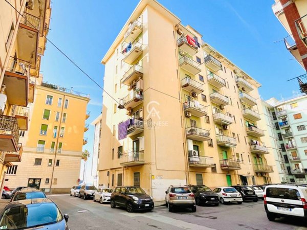 appartamento in vendita a Salerno in zona Pastena