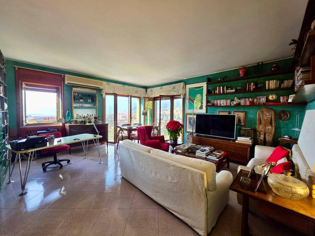 appartamento in vendita a Salerno in zona Irno