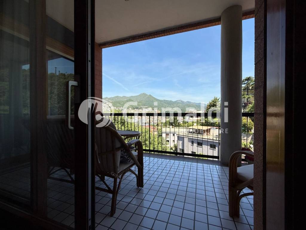 appartamento in vendita a Salerno in zona Irno