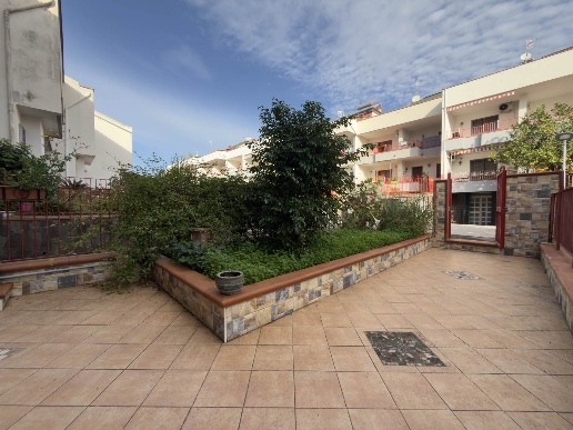 casa indipendente in vendita a Salerno in zona San Leonardo