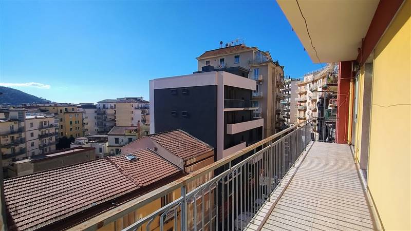 appartamento in vendita a Salerno in zona Centro Città