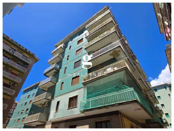 appartamento in vendita a Salerno in zona Pastena