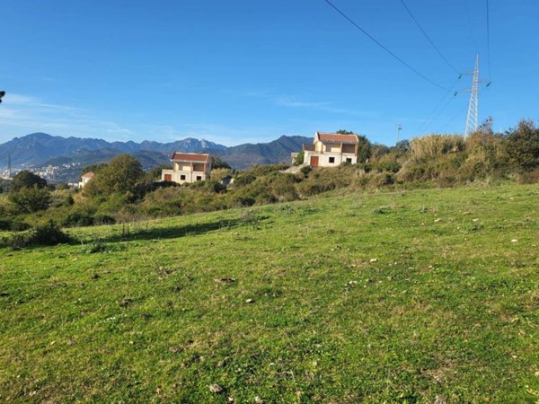 terreno agricolo in vendita a Salerno in zona Ogliara